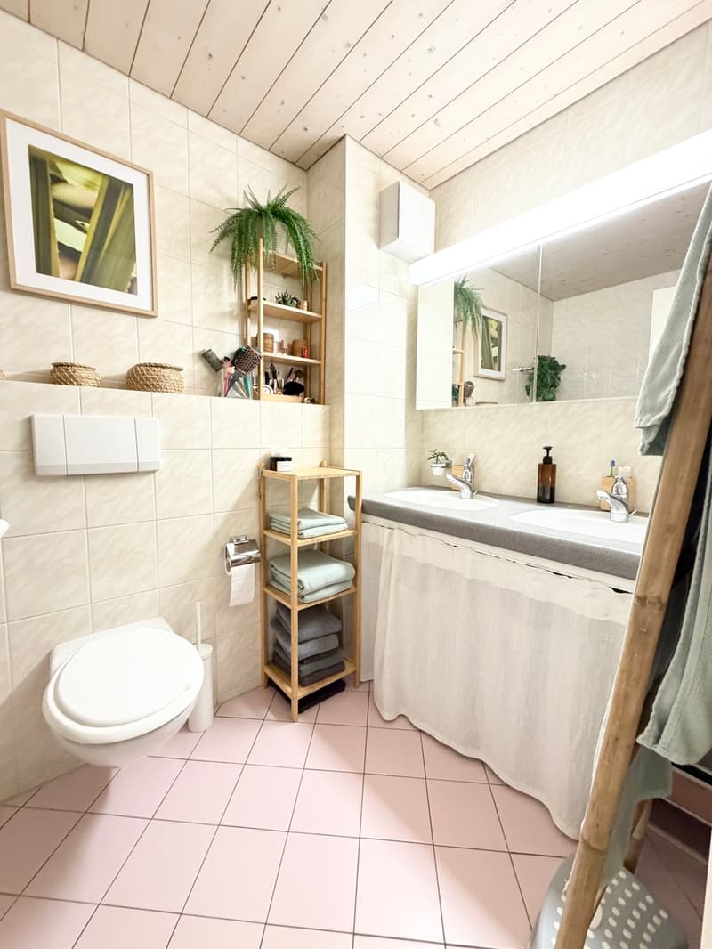 Appartement de 3.5 pièces de 103 m2 avec vue dégagée (8)