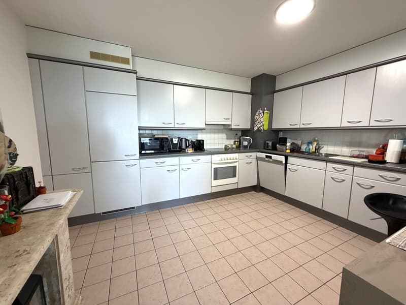 Spacieux appartement de 3.5 pièces de 95 m2 (2)