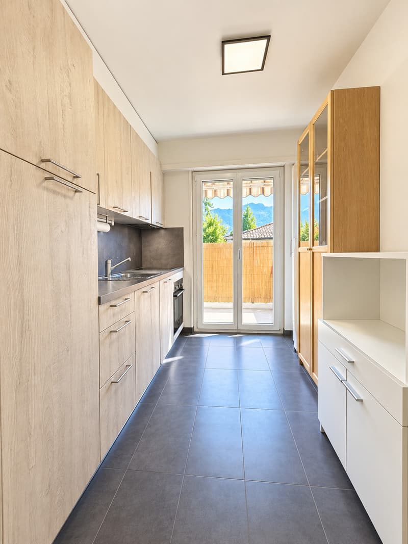 Spacieux appartement rénové de 2.5 pièces de 55 m2 (2)