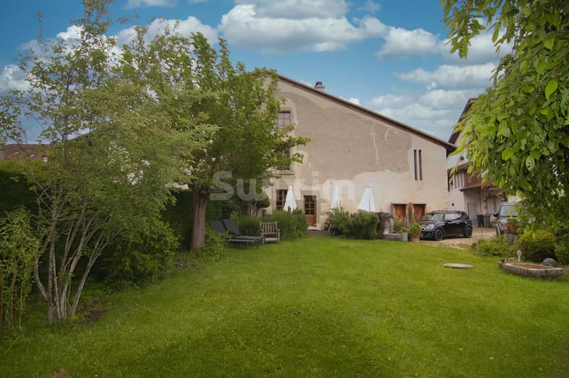 Au coeur du village maison historique (3)