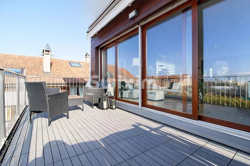 Confortable attique avec vue dégagée (2)