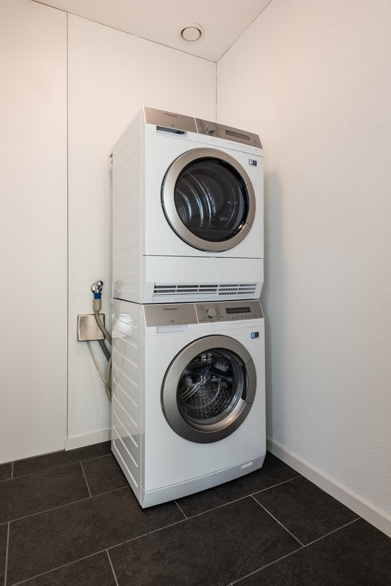 Spreitenbach_Grabaeckerstr8_2Zi_2OG_1_Web.jpg