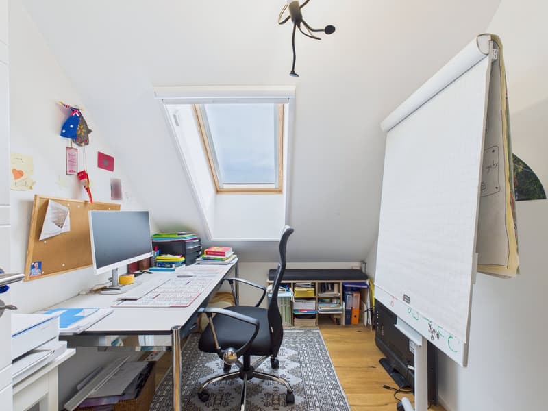 MODERN WOHNEN AUF DREI ETAGEN - REIHENFAMILIENHAUS MIT CARPORT (13)