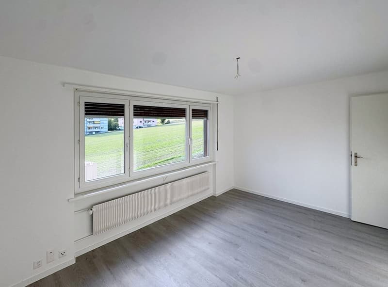Helle 3.5-Zimmer-Wohnung mit Balkon in Pieterlen (8)