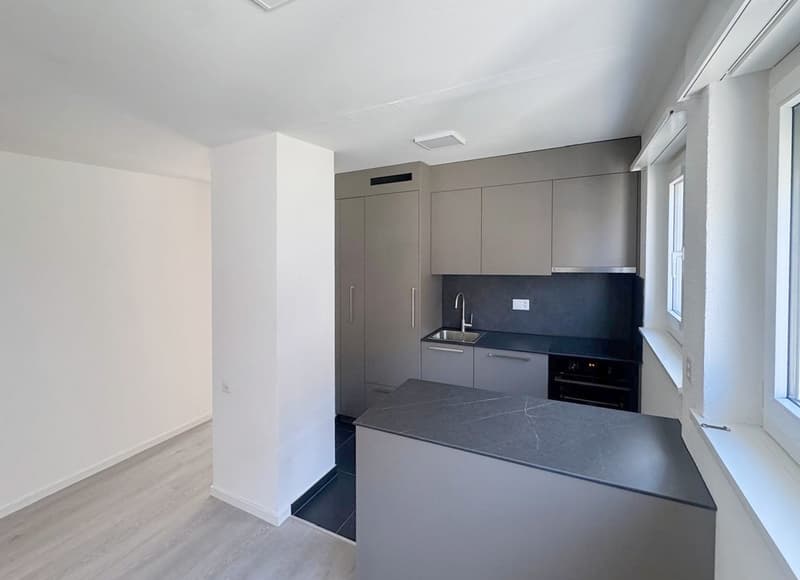 Helle 3.5-Zimmer-Wohnung mit Balkon in Pieterlen (2)