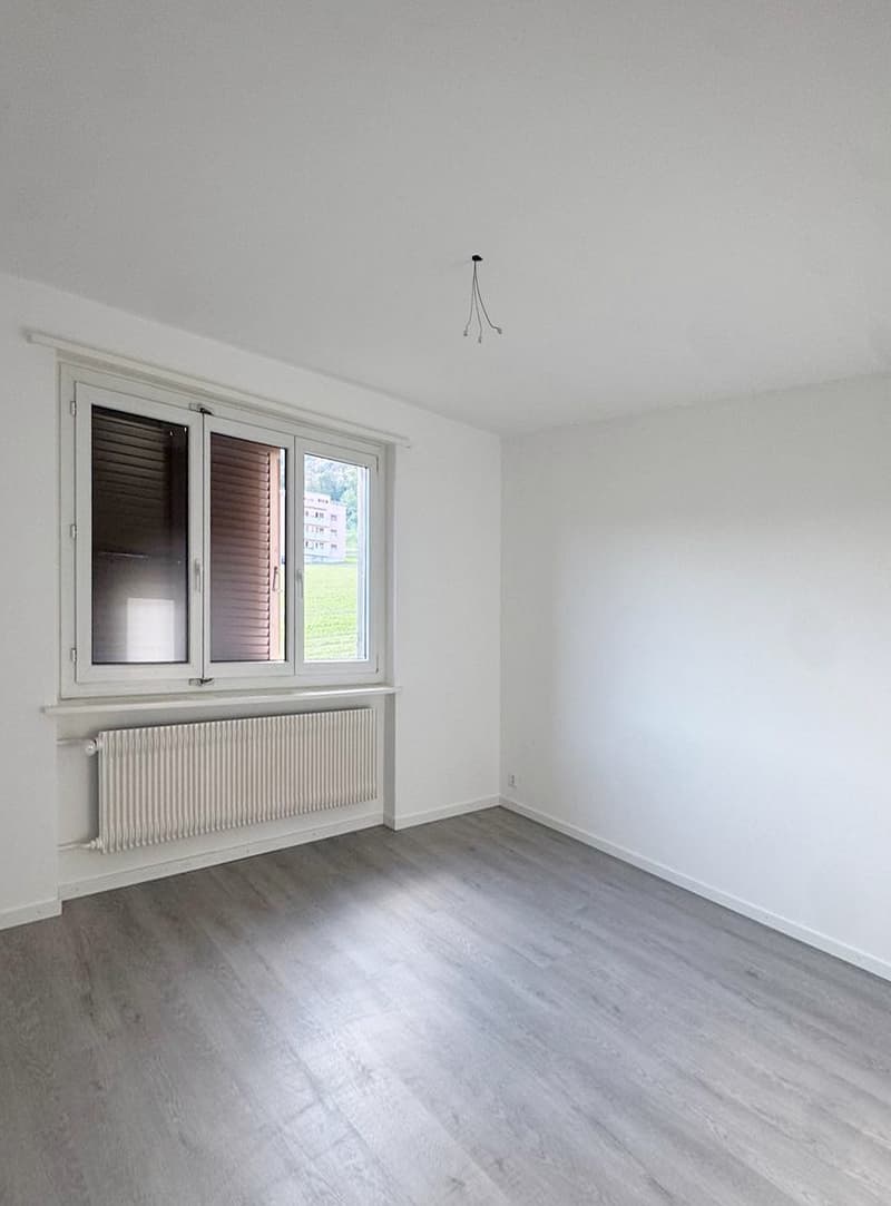 Helle 3.5-Zimmer-Wohnung mit Balkon in Pieterlen (9)