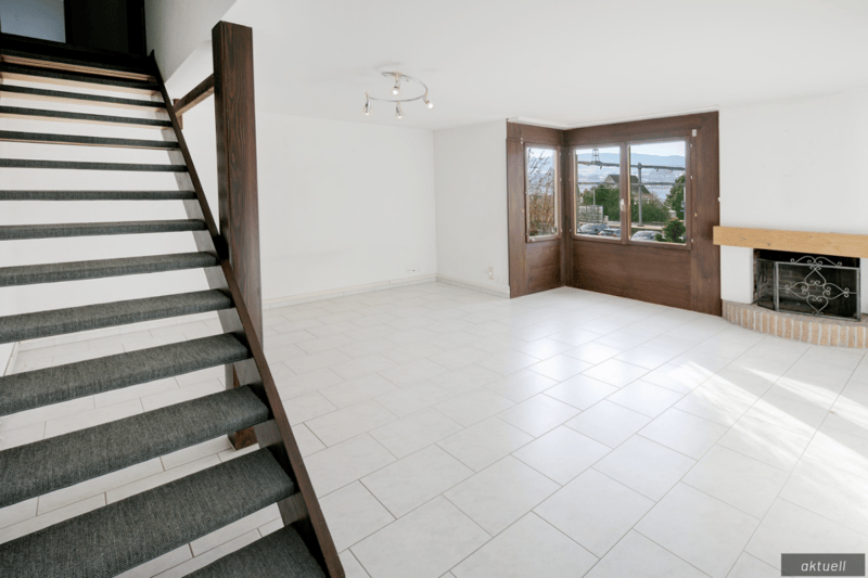 5.5 Zimmer-Duplexwohnung an zentraler Lage (2)