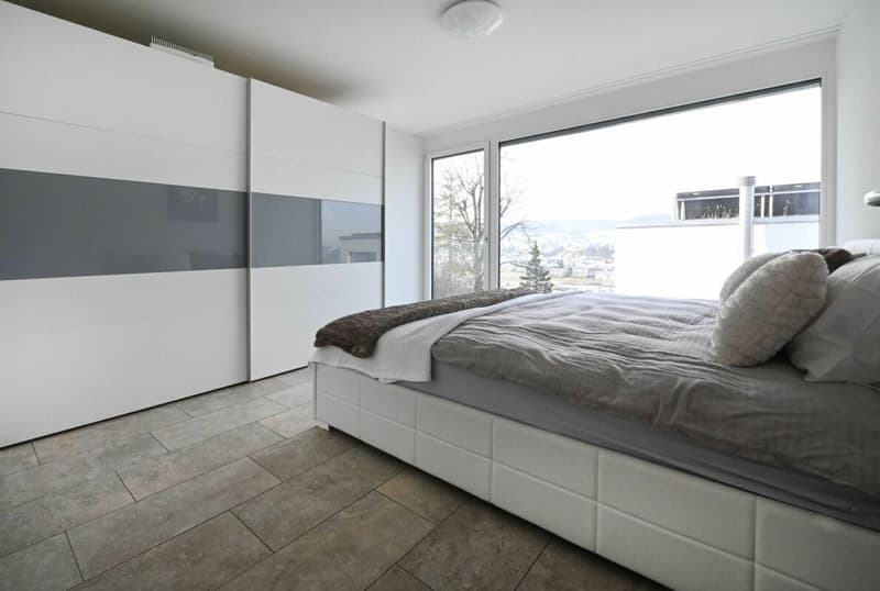 Exklusives 6.5 Zimmer Einfamilienhaus mit Weitblick (4)