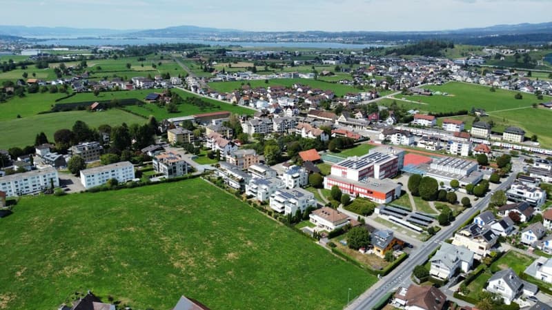 Exklusive Attikawohnung mit Weitblick - modernes Wohnen auf höchstem Niveau (2)