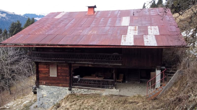 Ancienne ferme de 1916 au coeur de la nature - Val d'Illiez (2)