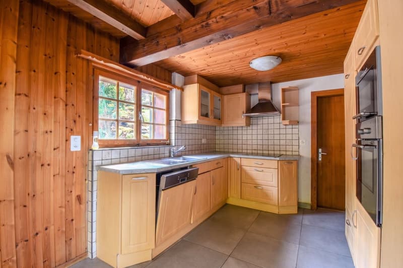Chalet individuel avec fort potentiel - Résidence secondaire autorisée à Val-d'Illiez (5)