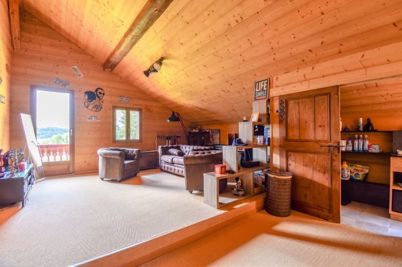 Authentique chalet de caractère  - Vente en résidence secondaire (11)