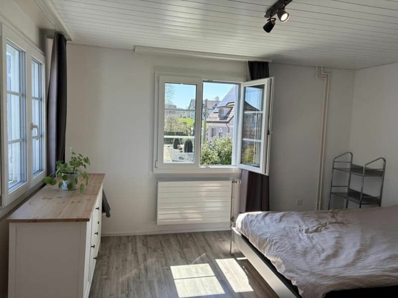 Wohnen mit Mehrwert: charmante 4.5-Zimmer-Wohnung verbindet ruhige Lage mit zentraler Erreichbarkeit (6)