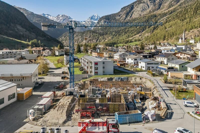 Viel Raum zum Leben - moderne 4.5-Zimmer-Wohnung in Zernez (6)