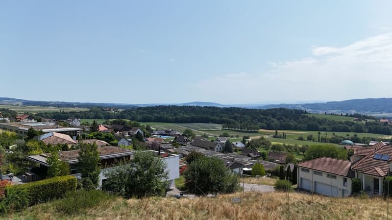 Exklusive Parzelle mit Weitsicht an gut besonnter Hanglage (1)