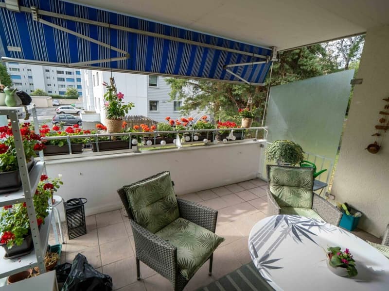 Attraktive 3.5-Zimmer-Wohnung mit Südbalkon in Domat/Ems (12)