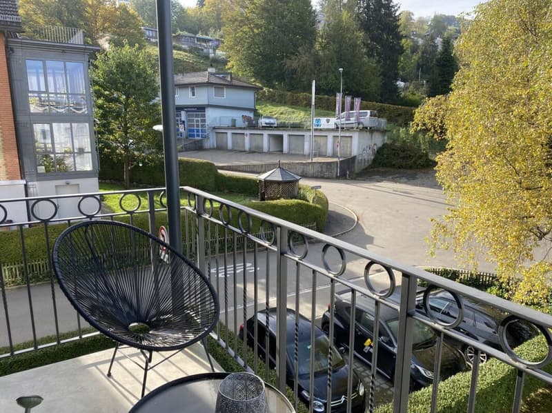 Hochwertige 3.5-Zi.-WG mit zwei Balkonen (10)