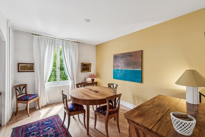 Villa aux volumes généreux et intimité préservée au coeur d'Yverdon (2)