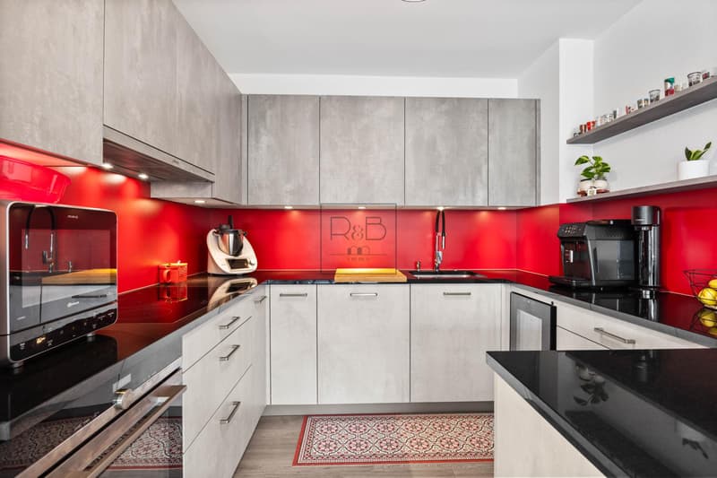 Belle maison contiguë sise à La Tour-de-Trême (6)