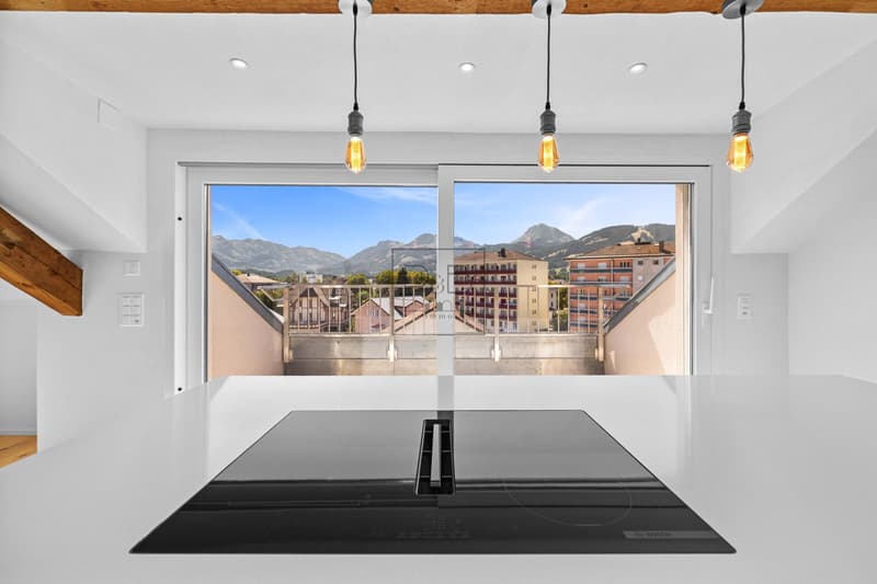 Loft rénové sous combles à Bulle (4)