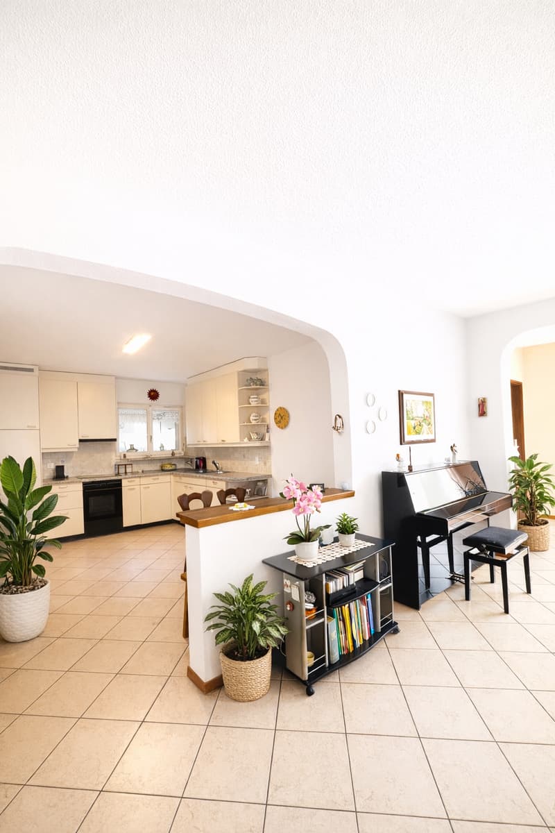 Casa bifamiliare immersa nel verde della campagna di Cama - Norantola (13)