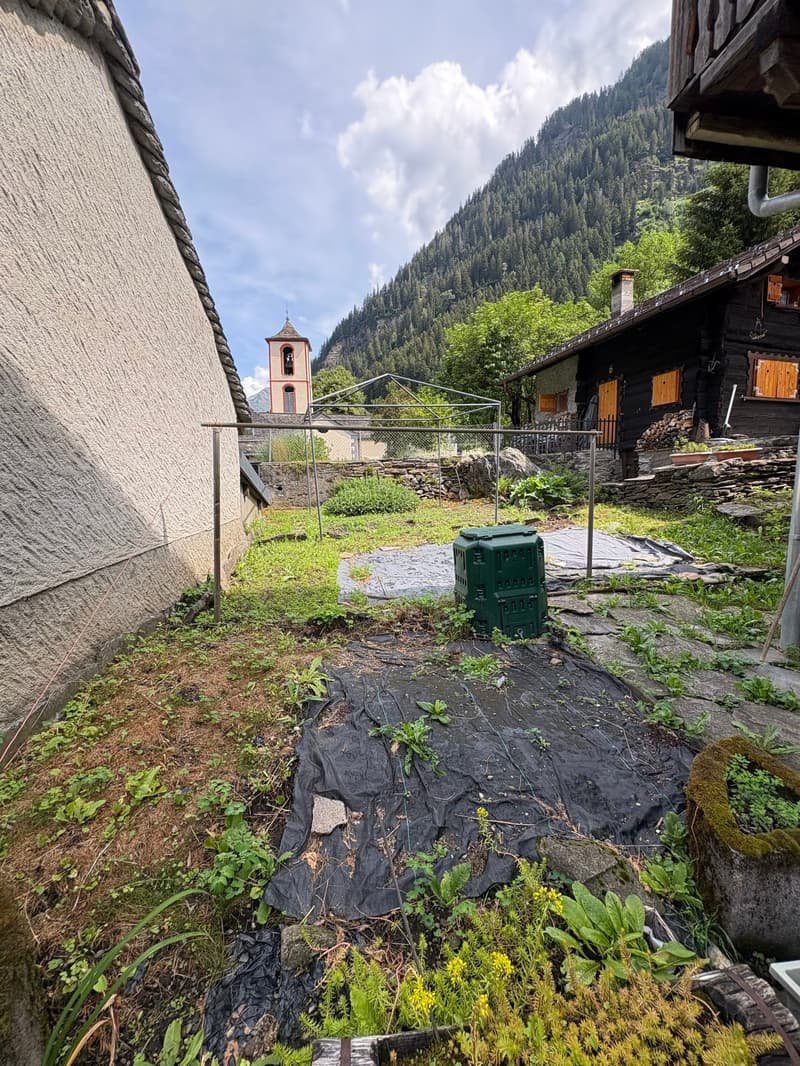 Rustica Casa di Montagna e stalla a Rossa, Grigioni (23)
