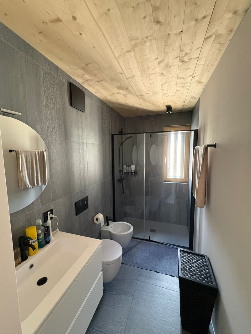 Appartamento moderno e luminoso, con terrazza, a Cama (7)