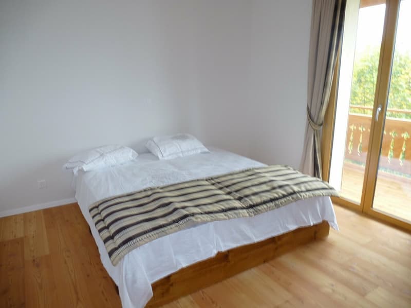 Appartement de 4.5 pièces meublé situé à 250 mètres des télécabines. (7)