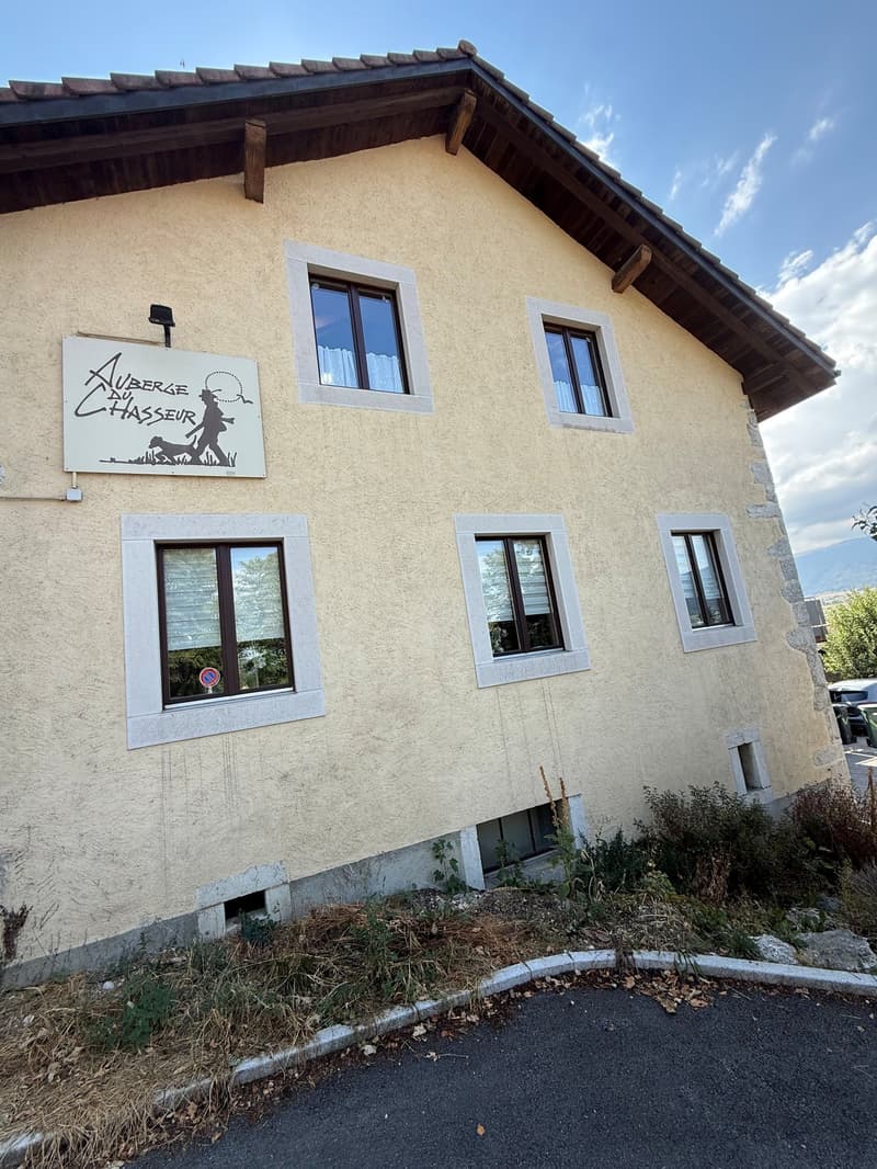 L'Auberge du Chasseur – Café-Restaurant à reprendre à Fenin (3)