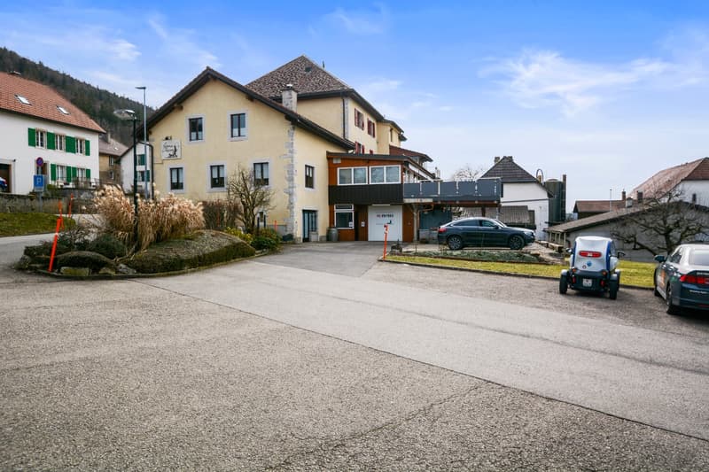 L'Auberge du Chasseur – Café-Restaurant à reprendre à Fenin (10)