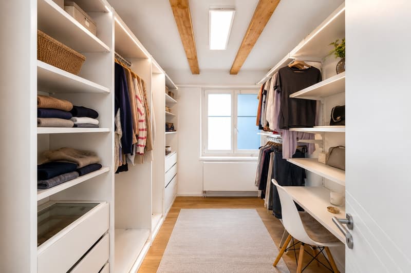 Freistehendes 8-Zimmer-Einfamilienhaus - unverbaubare Aussicht, 760 m² Grundstück & flexible Nutzung (8)