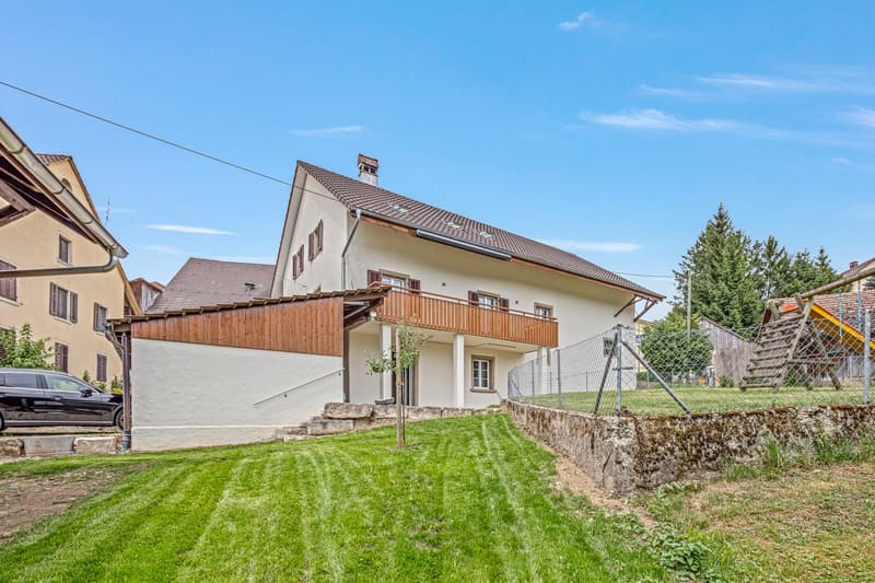 Liebhaberobjekt: Renoviertes Einfamilienhaus mit Garten und vielseitigen Nebenflächen (3)