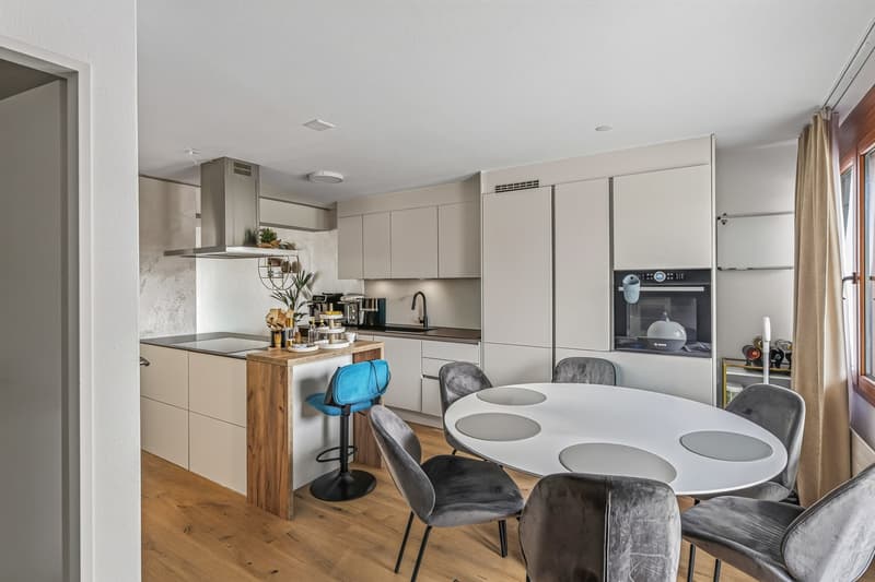 Familienglück mit Garten & Pool - modernisiertes, 4.5-Zimmer-Reihenhaus (8)