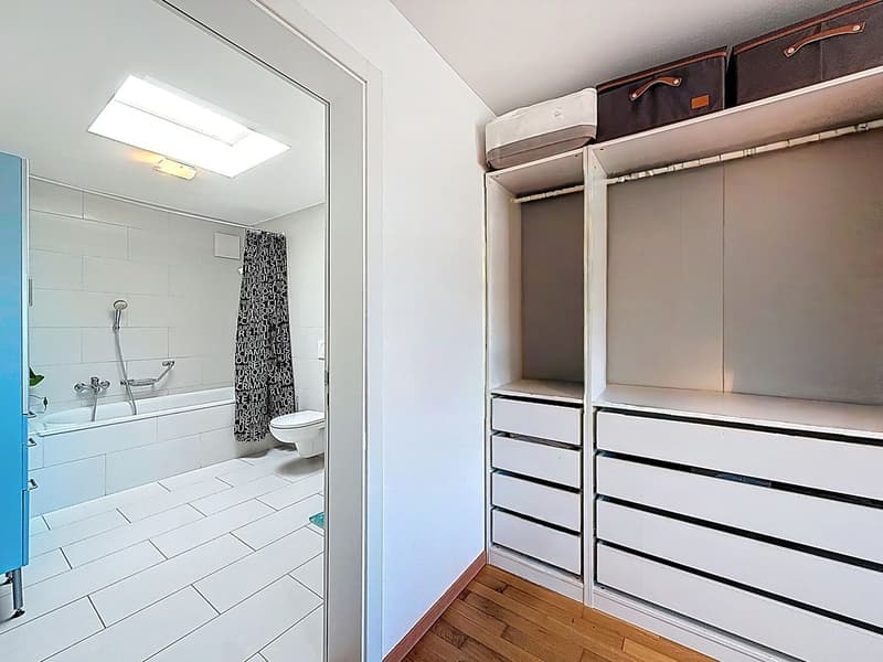 Chambre 1 et sa salle de bain