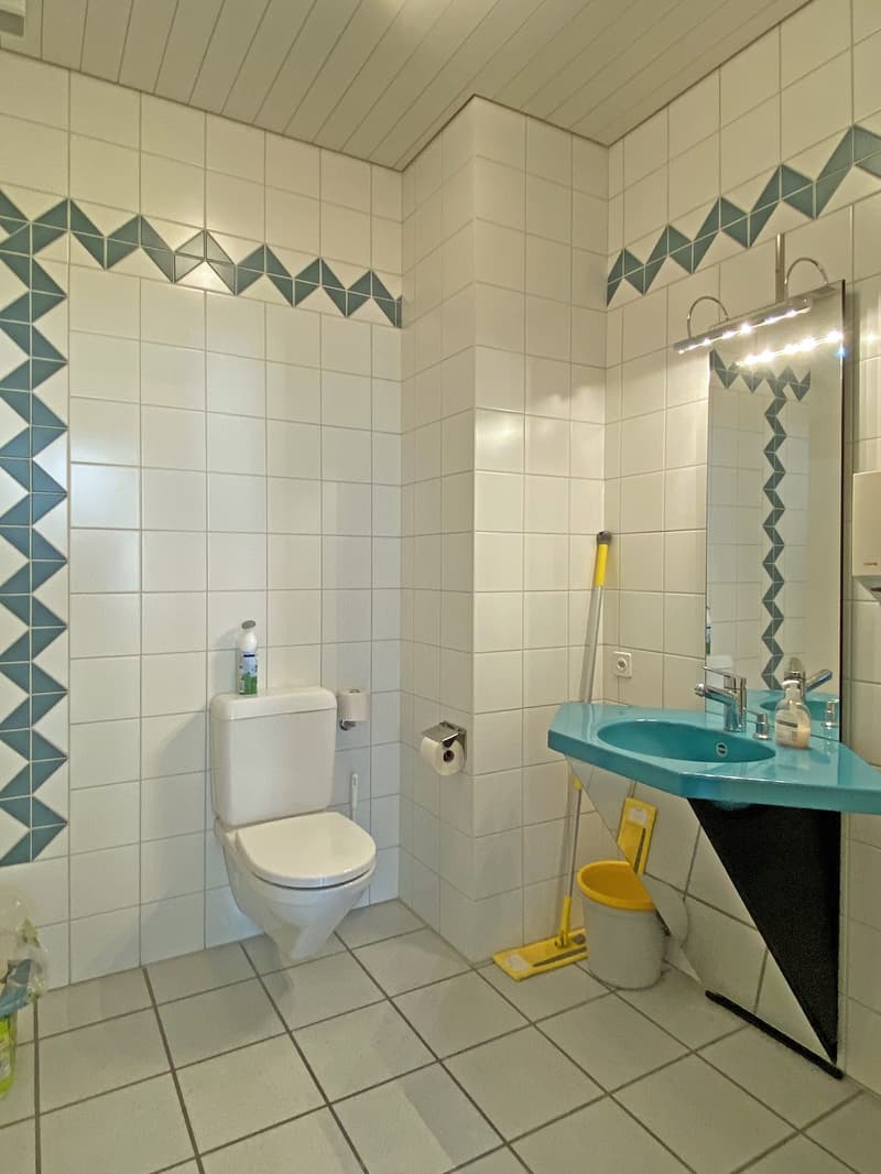 Attractive office space in a central location in Chiuberg (5)