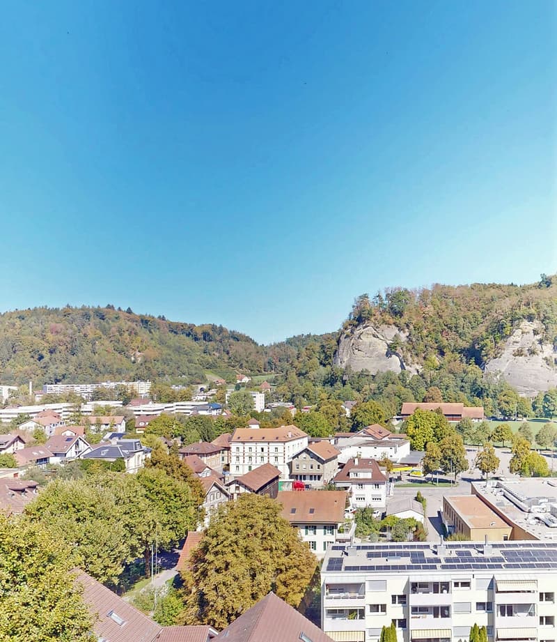 Ganz Obe, ganz Bsungerig u mit freiem Blick uf d Flüe (13)