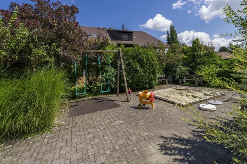 heimelige 3,5 Zimmer-Dachwohnung mit Balkon (9)