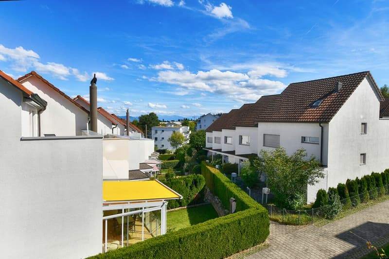 5,5 Zimmer Eigentumswohnung an ruhiger Wohnlage mit Blick ins Grüne (11)