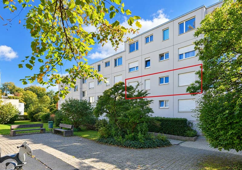 4.5-Zimmer Etagenwohnung an ruhiger Lage mit herrlichem Blick ins Grüne (8)