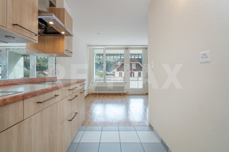 Gepflegte 2.5-Zimmer-Wohnung mit Balkon und Aussenparkplatz (Erstwohnsitz) (8)