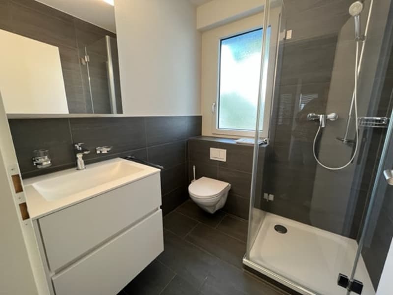 Tolle 2 Zimmer-Wohnung mit gedecktem Sitzplatz und Gartenanteil (4)