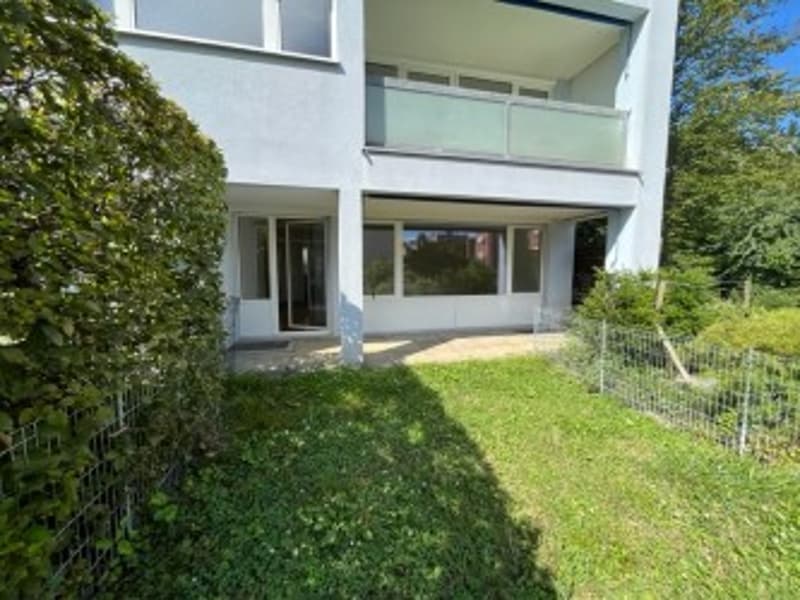 Tolle 2 Zimmer-Wohnung mit gedecktem Sitzplatz und Gartenanteil (7)
