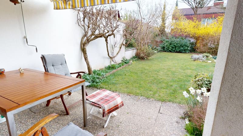 gedeckter Sitzplatz