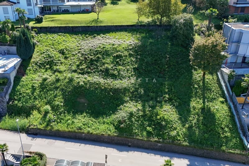 Terreno con fantastica vista sul Lago Maggiore e top privacy (4)