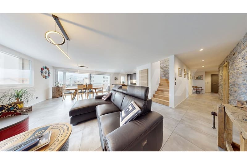 Duplex dexception au cur de Broc / Exclusivité RE/MAX (1)