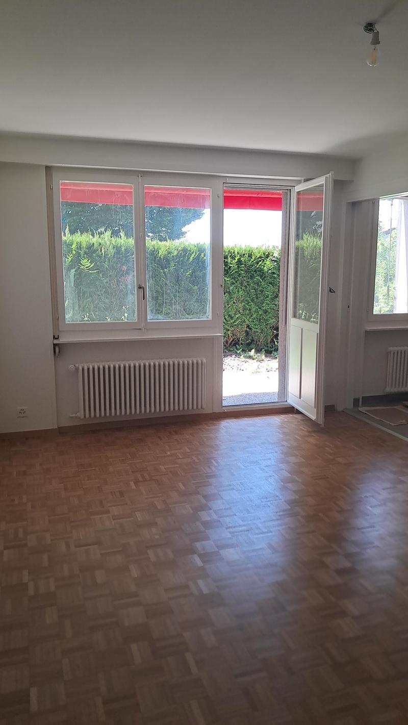 Appartement de 3.5 pièces au rez de chaussée avec jardin à Penthaz (7)