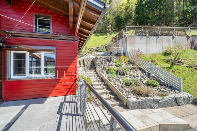 Idyllisches Einfamilienhaus mit Wintergarten und traumhaftem Walenseeblick (14)