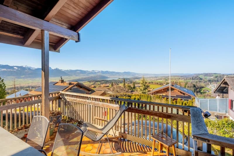 Traumhaftes Einfamilienhaus mit Panorama Aussicht in Gebertingen (2)