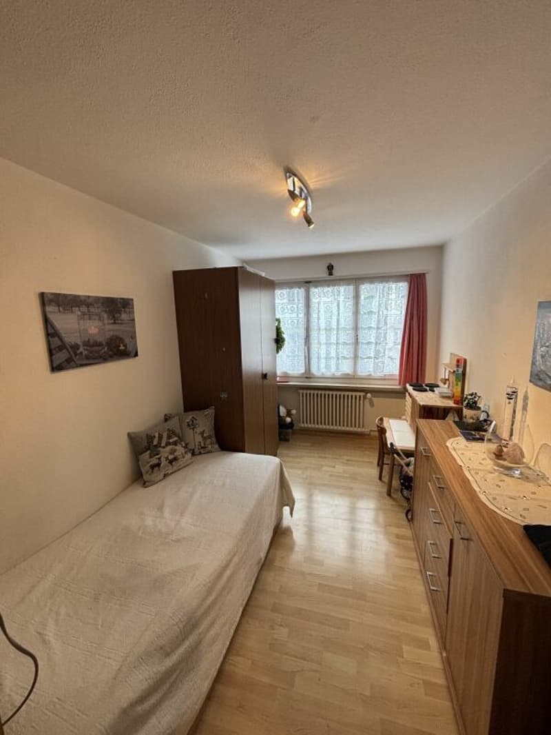 Charmante 4-Zimmer-Wohnung im Hochparterre (4)