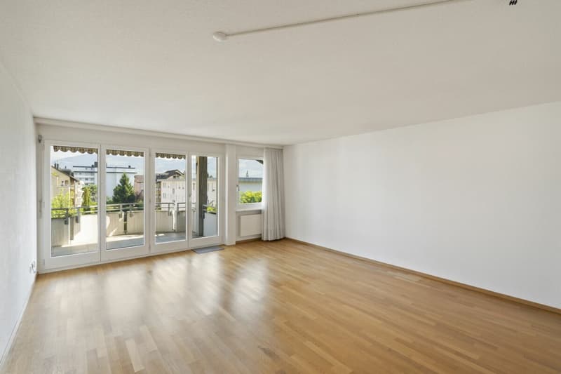 4½-Zimmerwohnung für alle, die Zentrumsnähe und Natur schätzen (2)